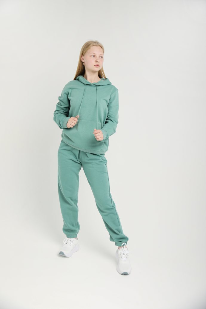Спортивный костюм женский